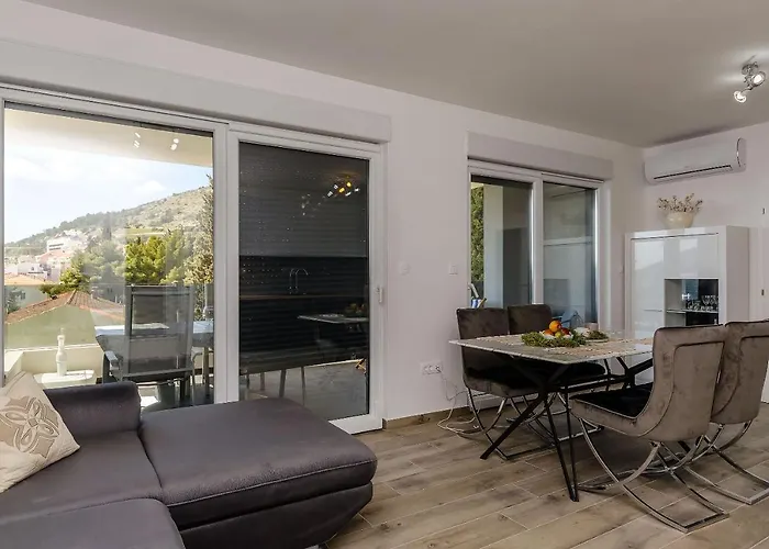 Rozalia Apartamento *